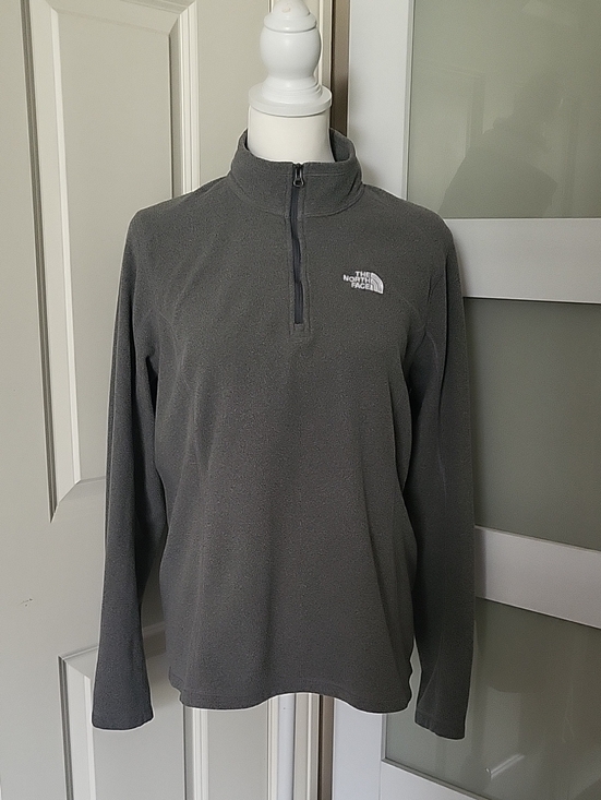The North Face Tops - The North Face Gray Fleece Quarter Zip Pullover Women’s Size Large